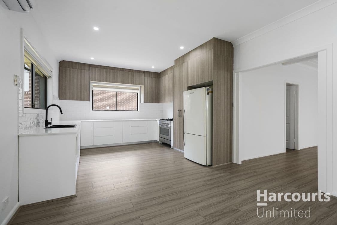 12 Blue Hills Crescent, BLACKTOWN, NSW 2148, Blacktown - Thumbnail 5