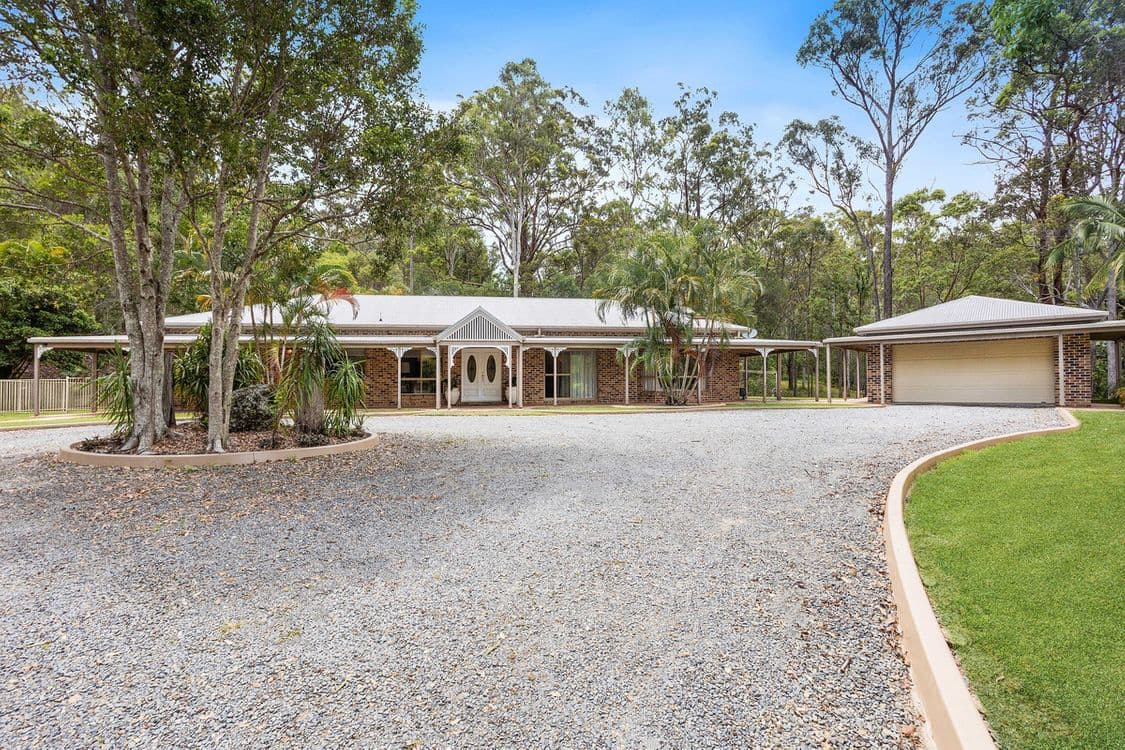7 Aringa Way, Tallebudgera, QLD 4228, Tallebudgera - Thumbnail 2