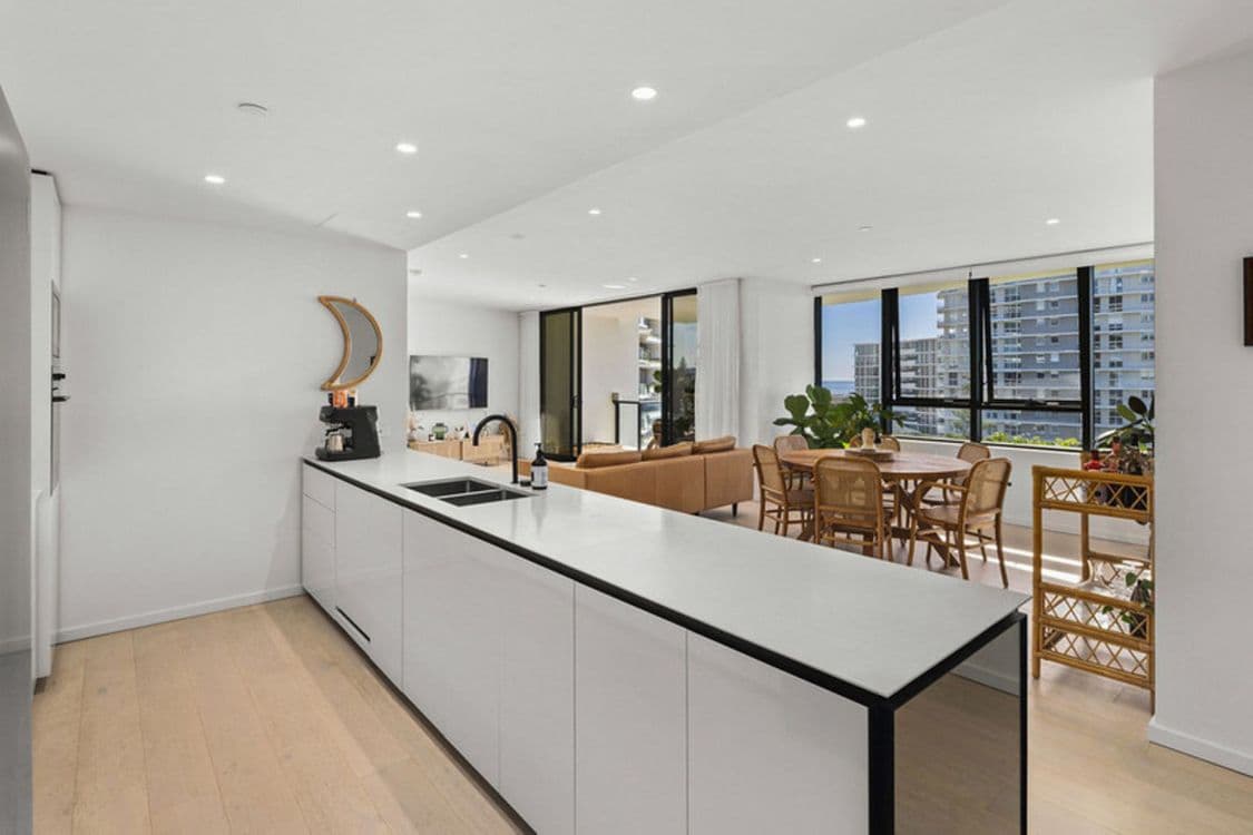 1604/1328 Gold Coast Highway, Palm Beach, QLD 4221, Palm Beach - Thumbnail 3