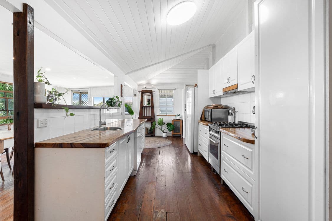 23 Fisher Street, MANLY, QLD 4179, Manly - Thumbnail 3