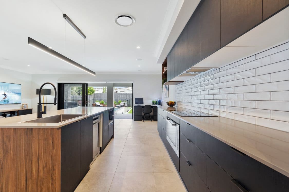 49 Bayview Street, WELLINGTON POINT, QLD 4160, Wellington Point - Thumbnail 8