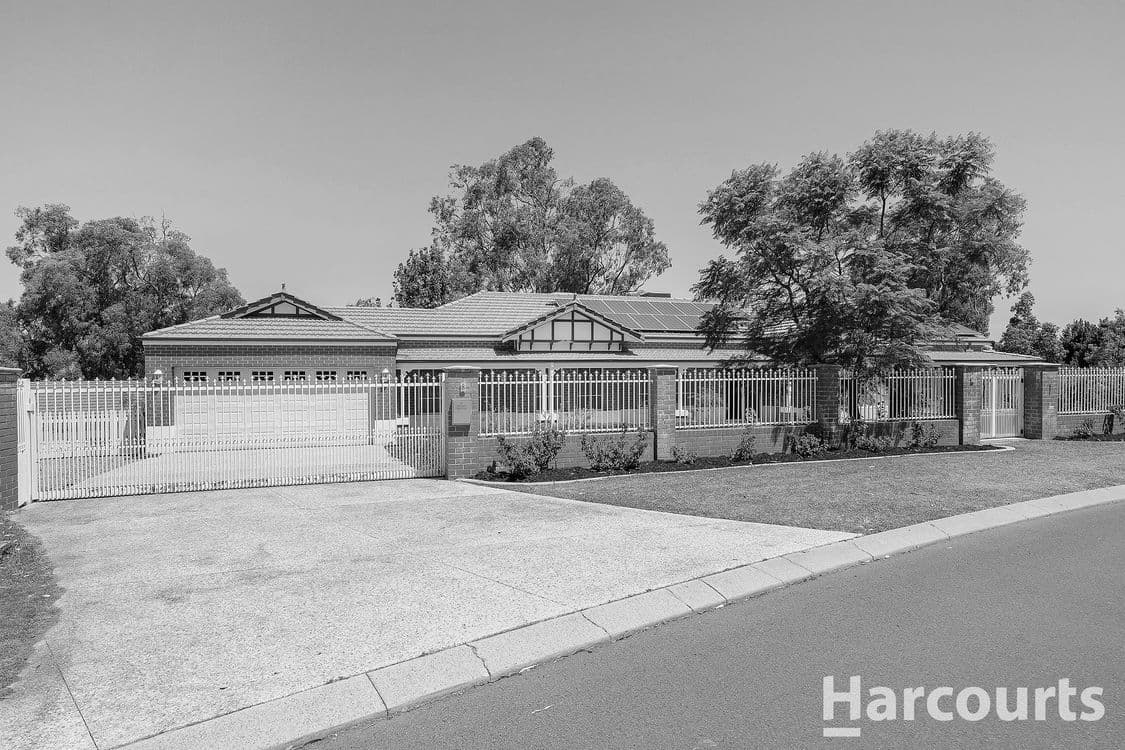 8 Nullewa Parkway, LAKELANDS, WA 6180, Lakelands - Image 1