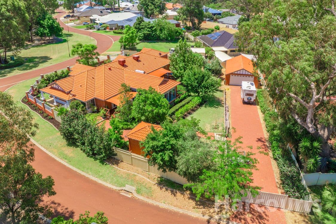 8 Nullewa Parkway, LAKELANDS, WA 6180, Lakelands - Thumbnail 3