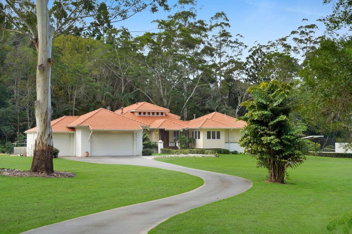 1074 Tallebudgera Creek Road, Tallebudgera Valley, QLD 4228, Tallebudgera Valley - Thumbnail 4