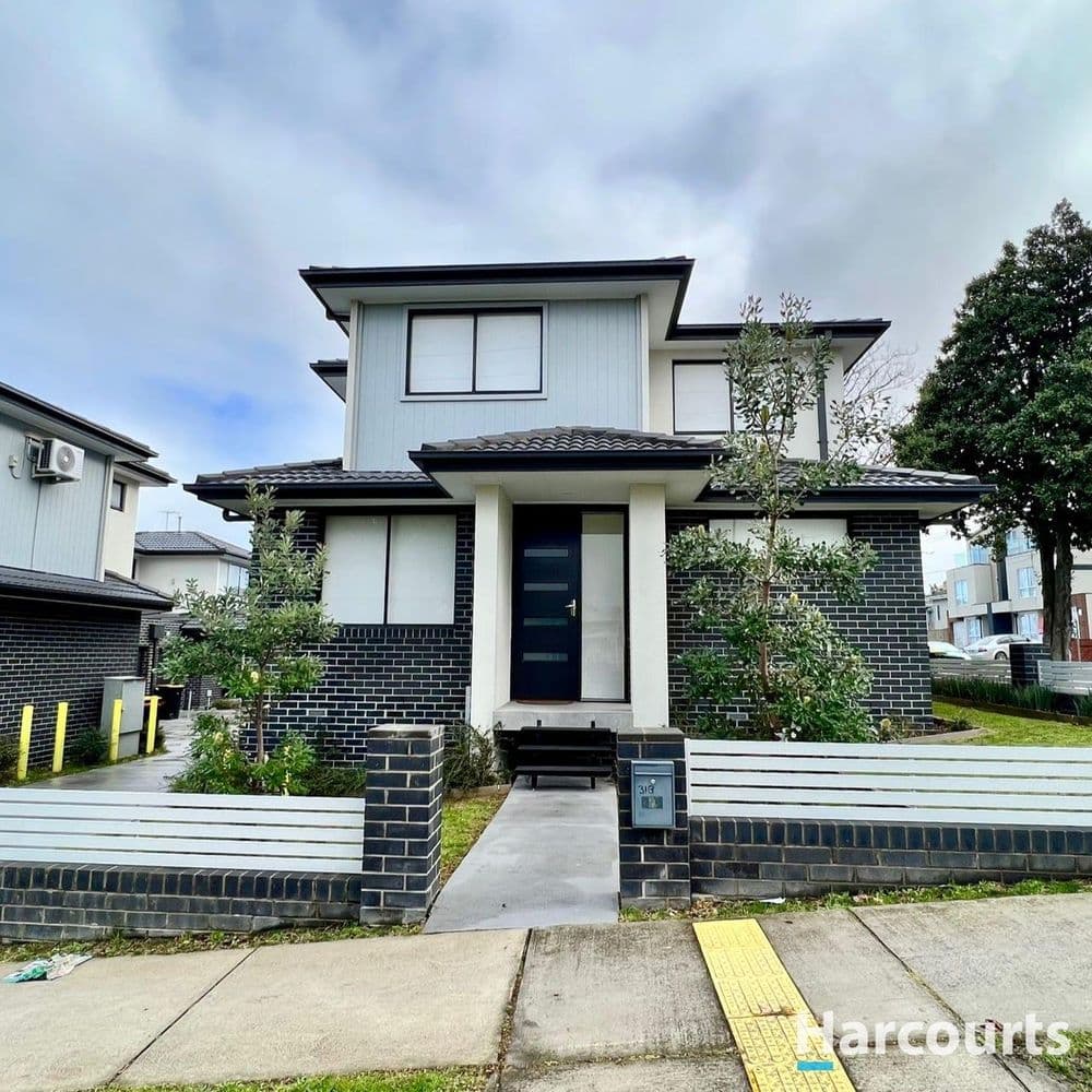 16 Henry Parkes Drive, KIAMA DOWNS, NSW 2533, Kiama Downs - Thumbnail 4