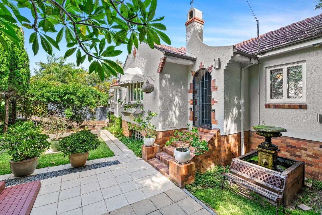 483 Cavendish Road, COORPAROO, QLD 4151, Coorparoo - Image 1