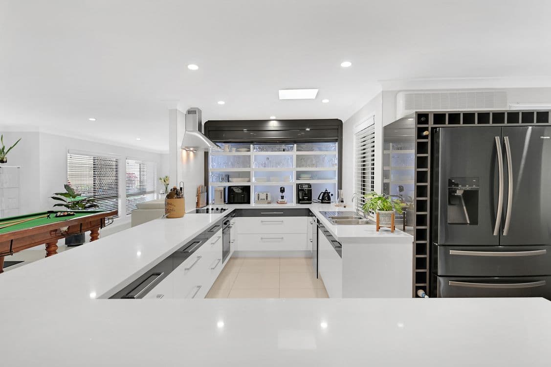 59 Greenacre Drive, PARKWOOD, QLD 4214, Parkwood - Thumbnail 4