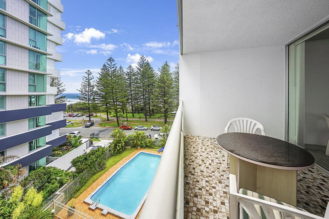 14/100 The Esplanade, Burleigh Heads, QLD 4220, Burleigh Heads - Thumbnail 3