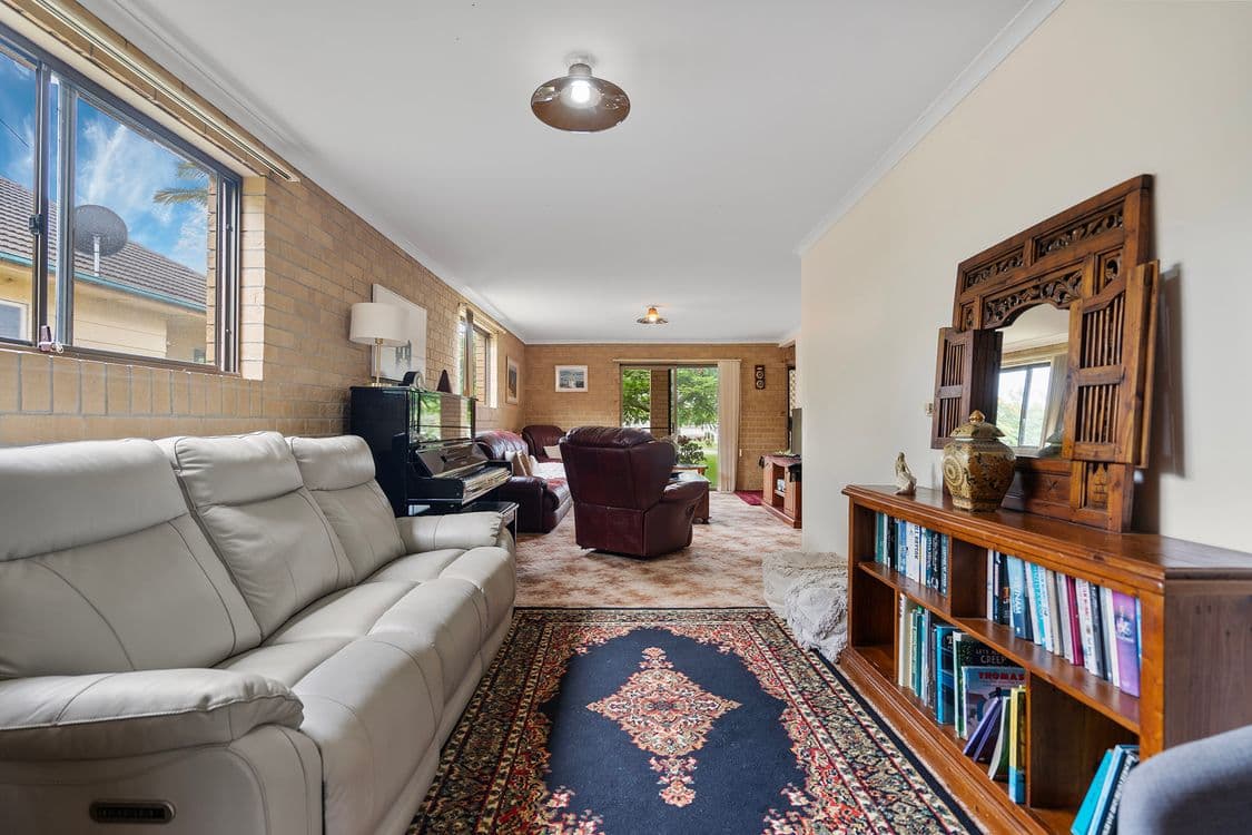 18 Base Street, VICTORIA POINT, QLD 4165, Victoria Point - Thumbnail 6