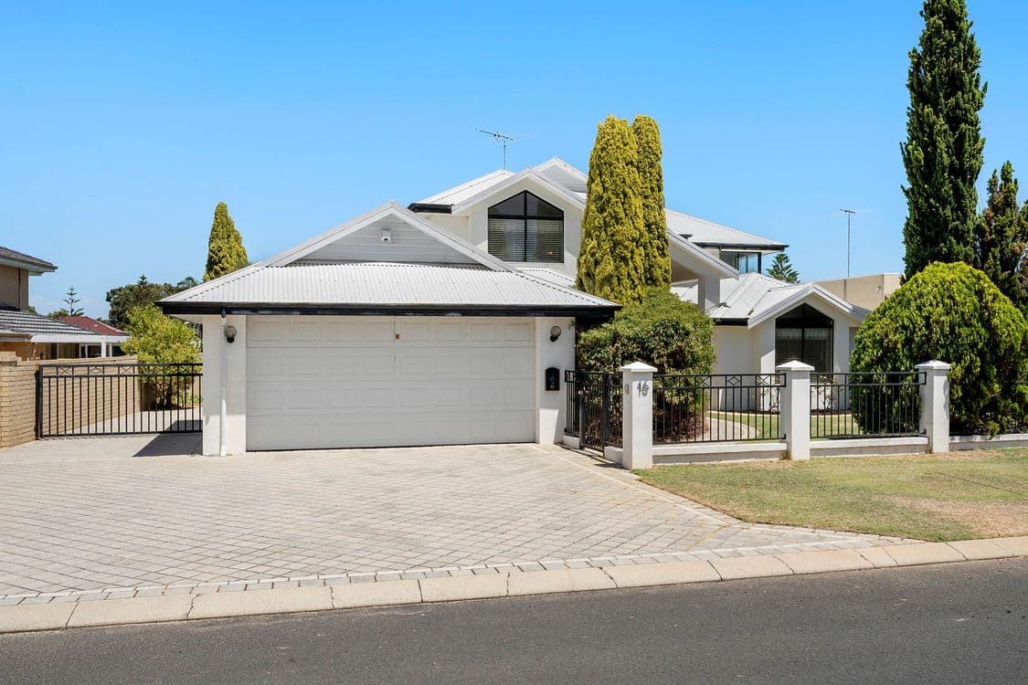 16 Amity Cove, HALLS HEAD, WA 6210, Halls Head - Thumbnail 4