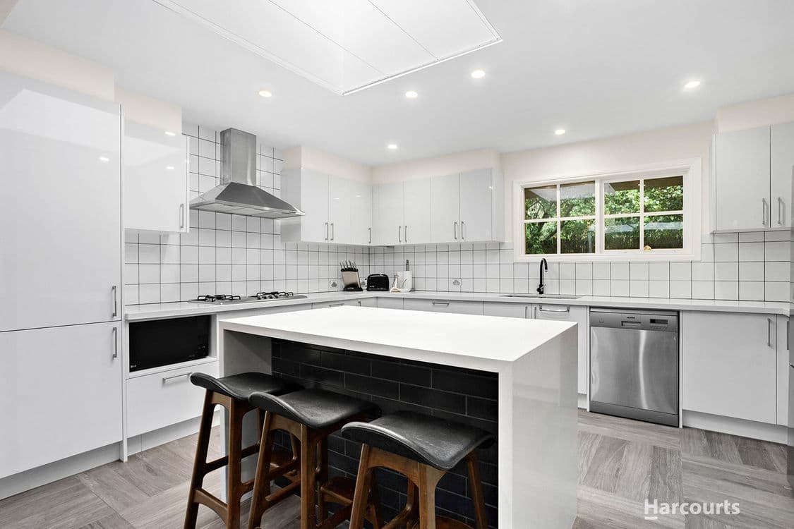 107 Bradleys Lane, NORTH WARRANDYTE, VIC 3113, North Warrandyte - Thumbnail 4