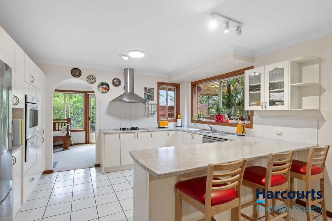 31 Howard Avenue, GREEN POINT, NSW 2251, Green Point - Thumbnail 3