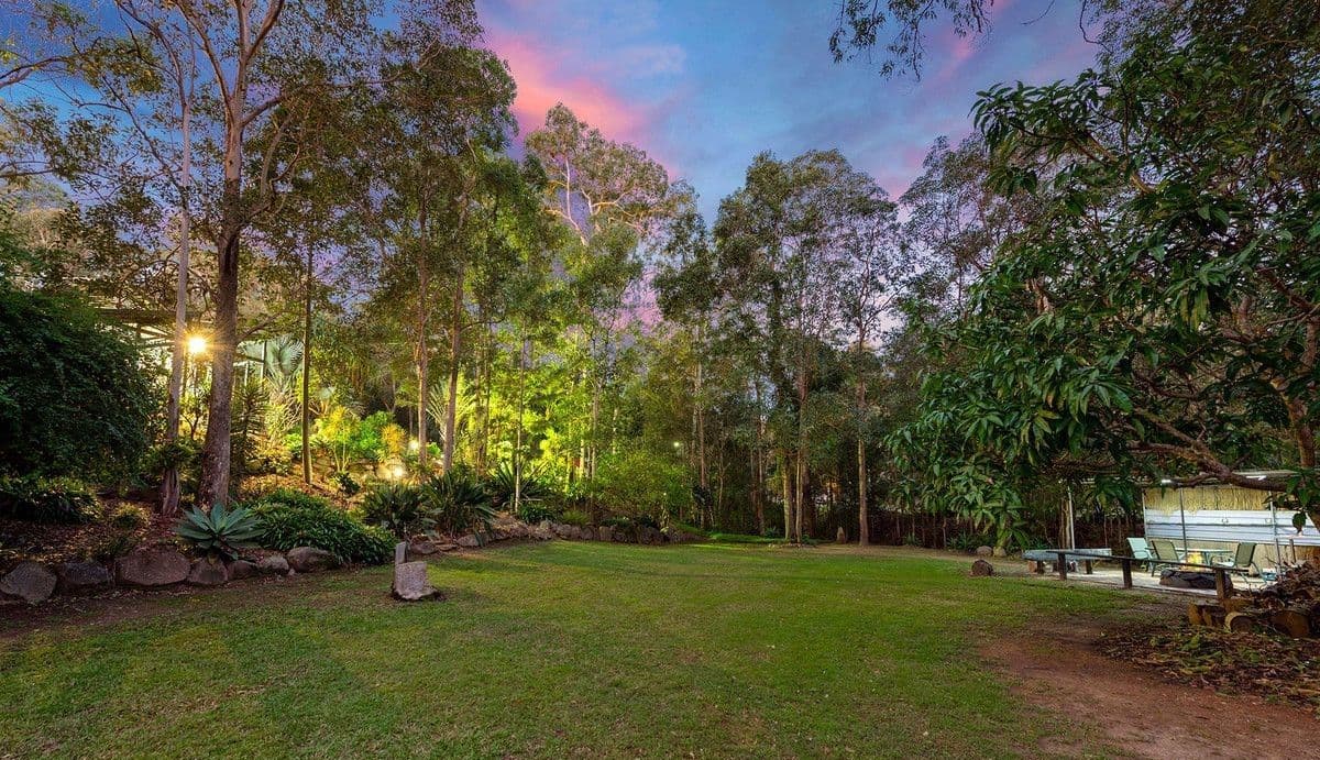 7 Edenderry Court, Eatons Hill, QLD 4037, Eatons Hill - Thumbnail 2