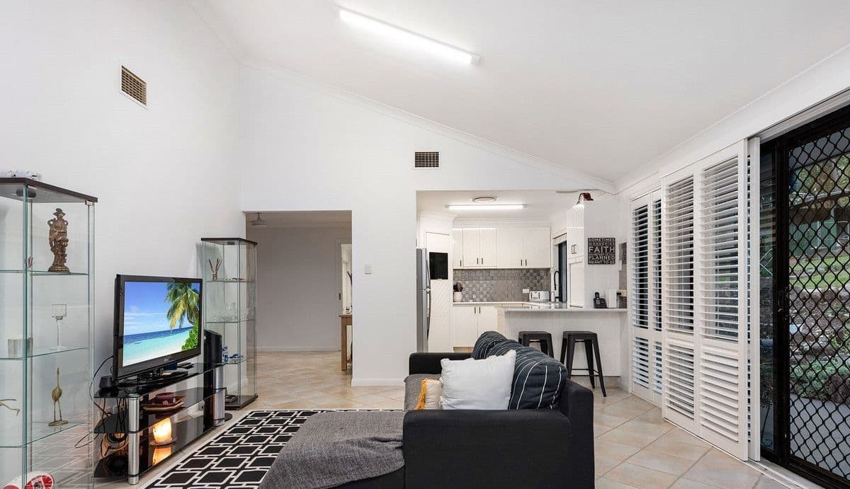7 Edenderry Court, Eatons Hill, QLD 4037, Eatons Hill - Thumbnail 8
