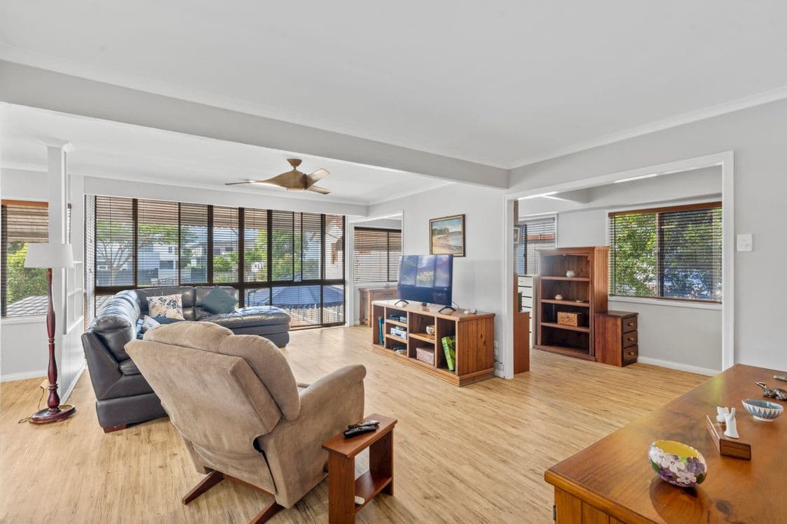 21 Beachcrest Road, WELLINGTON POINT, QLD 4160, Wellington Point - Thumbnail 6