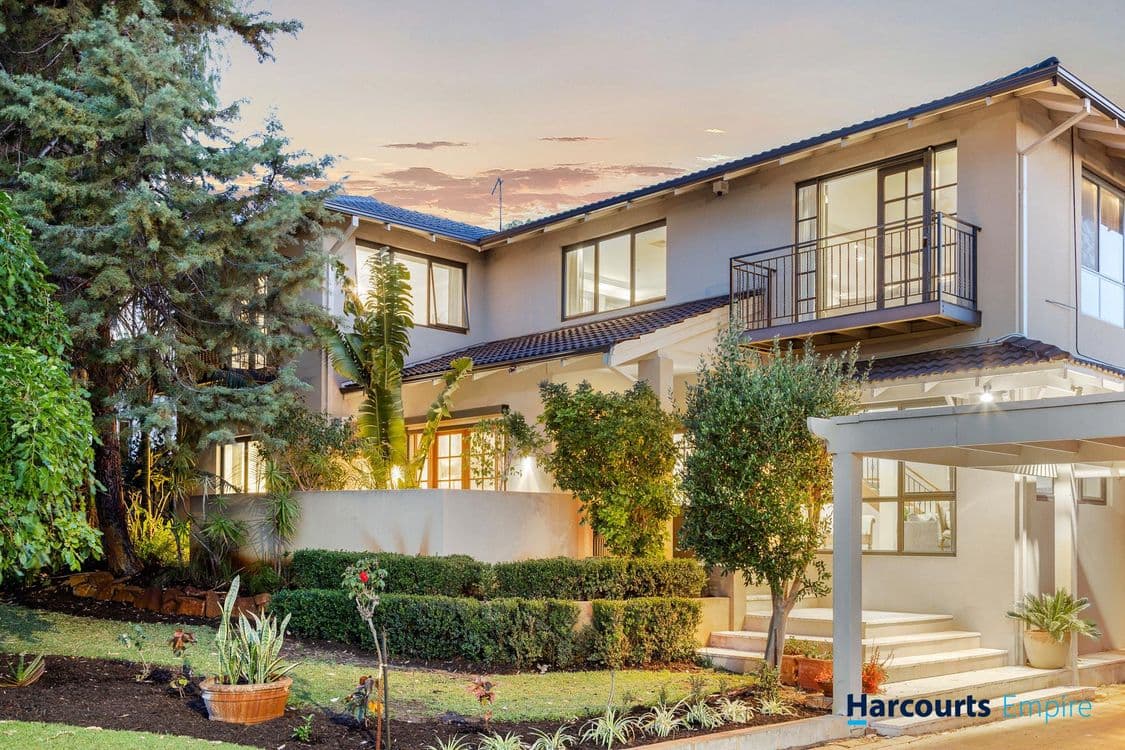 28 Stockdale Crescent, WEMBLEY DOWNS, WA 6019, Wembley Downs - Image 1