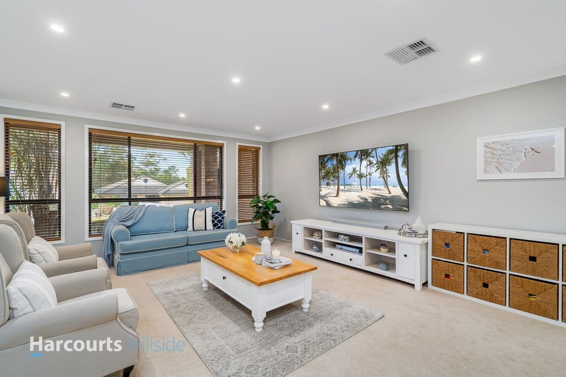 4 Dalton Close, ROUSE HILL, NSW 2155, Rouse Hill - Thumbnail 2