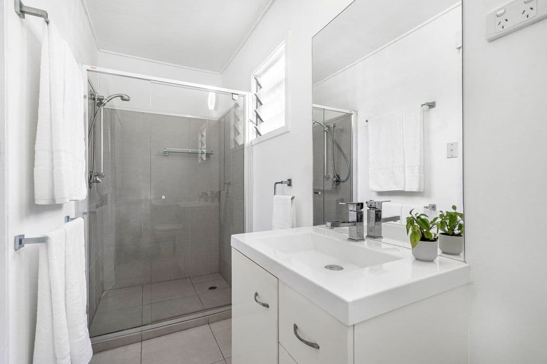 7 Napier Street, CARINA HEIGHTS, QLD 4152, Carina Heights - Thumbnail 8