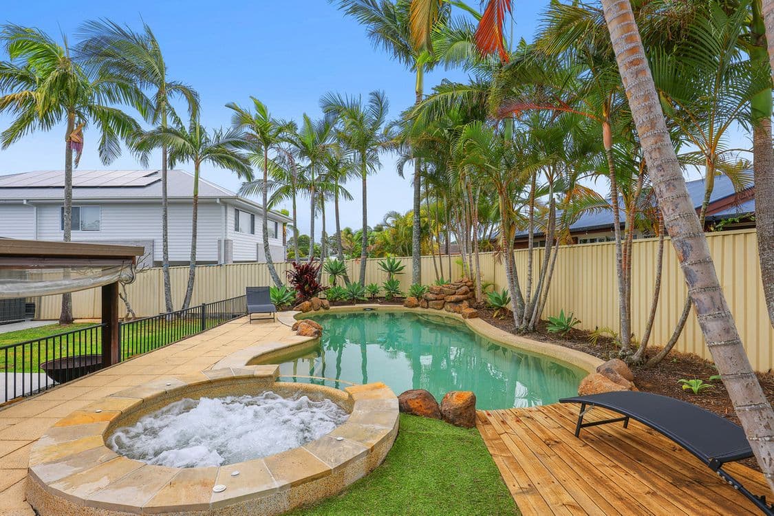 20 Bushtree Court, Burleigh Waters, QLD 4220, Burleigh Waters - Thumbnail 2