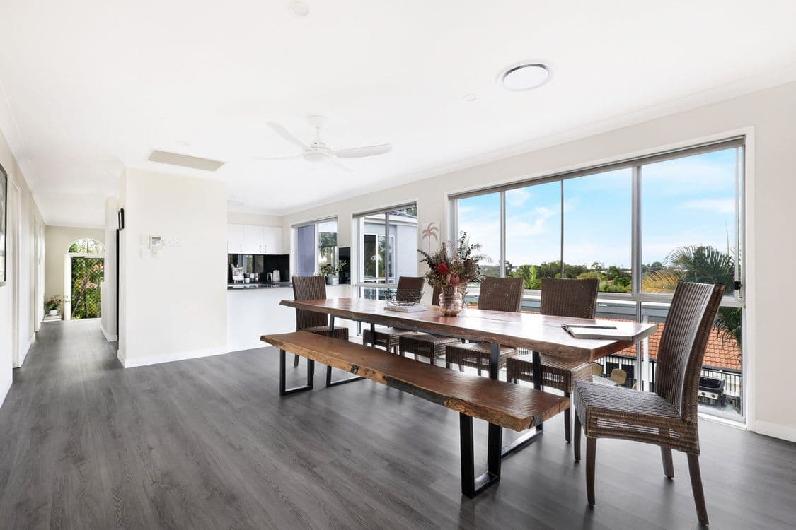 10 Ilminster Crescent, Mudgeeraba, QLD 4213, Mudgeeraba - Thumbnail 5