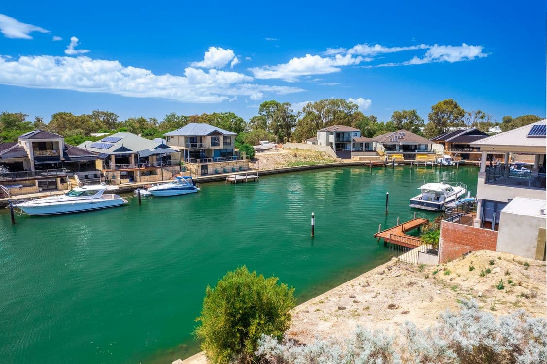 23 Ragamuffin Point, HALLS HEAD, WA 6210, Halls Head - Thumbnail 6