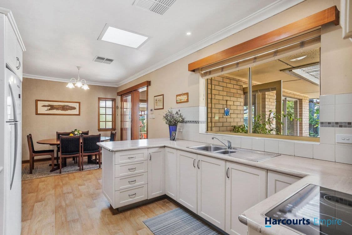 30 Teakwood Avenue, WOODLANDS, WA 6018, Woodlands - Thumbnail 8