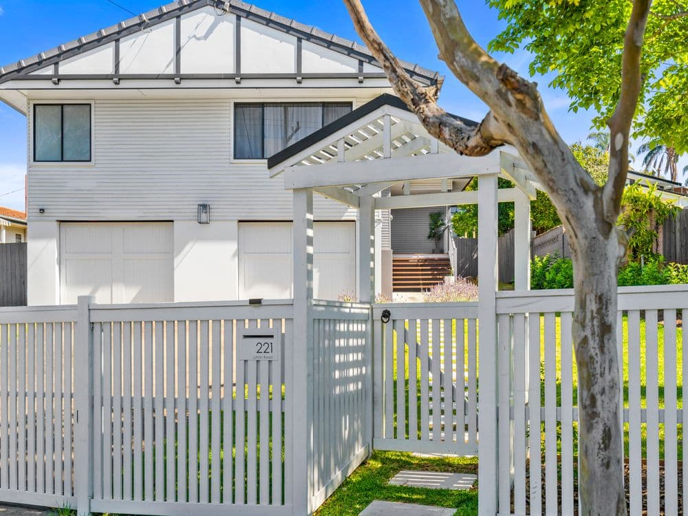 221 Lytton Road, BALMORAL, QLD 4171, Balmoral - Thumbnail 2