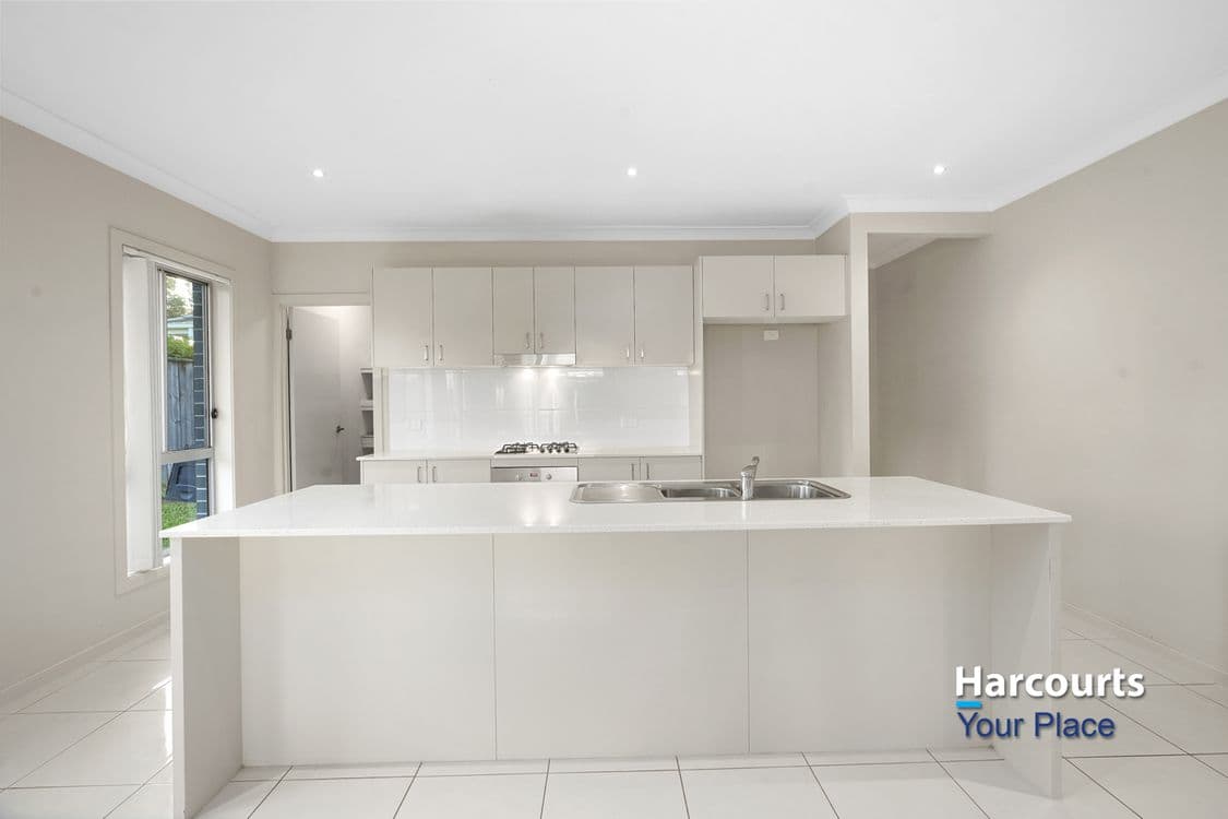 17 Burringoa Crescent, COLEBEE, NSW 2761, Colebee - Thumbnail 3