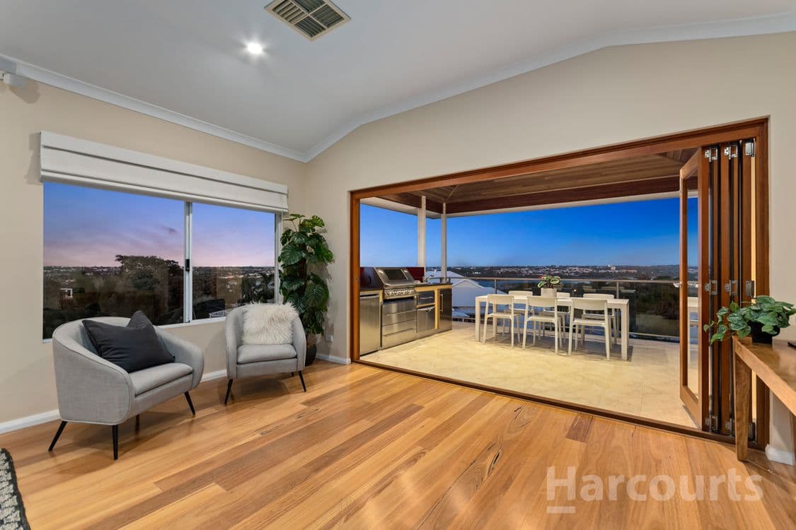 49 Silkeborg Crescent, JOONDALUP, WA 6027, Joondalup - Thumbnail 2