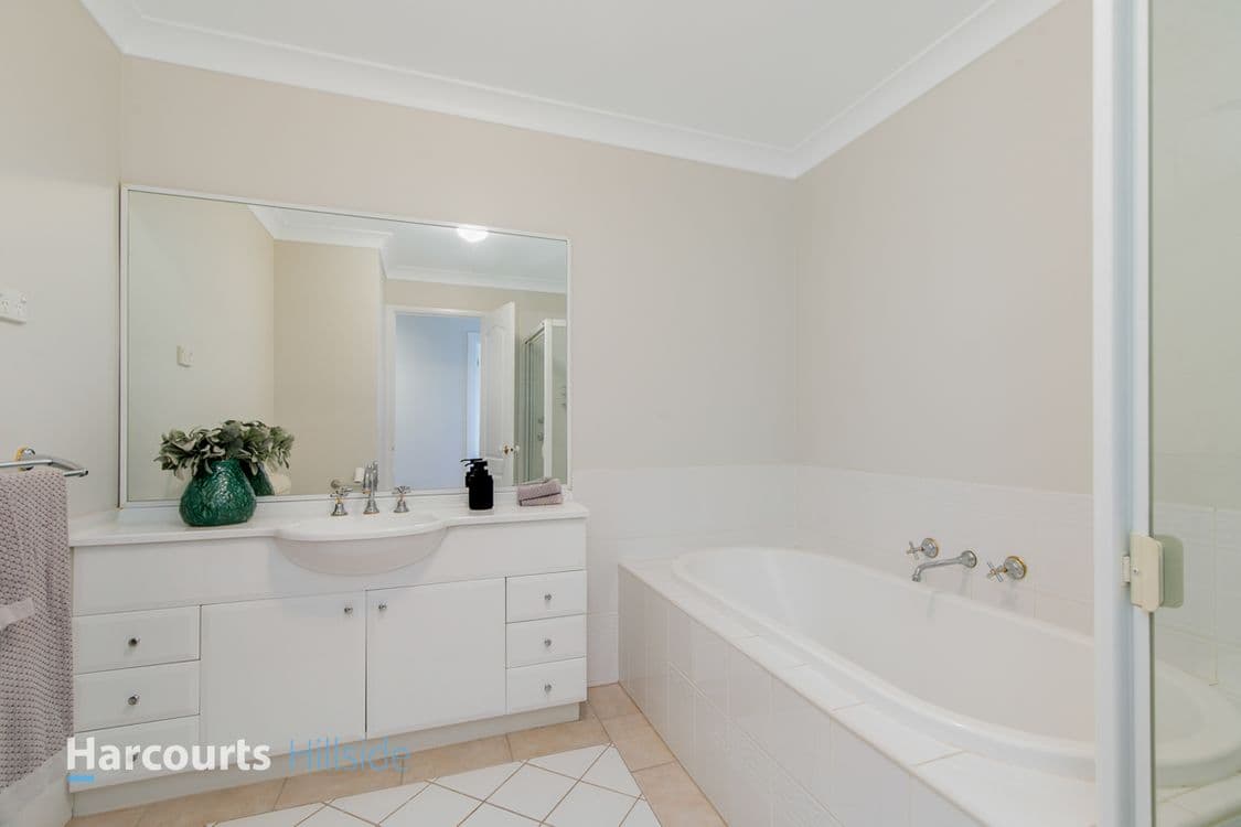 4 McGuirk Way, ROUSE HILL, NSW 2155, Rouse Hill - Thumbnail 6