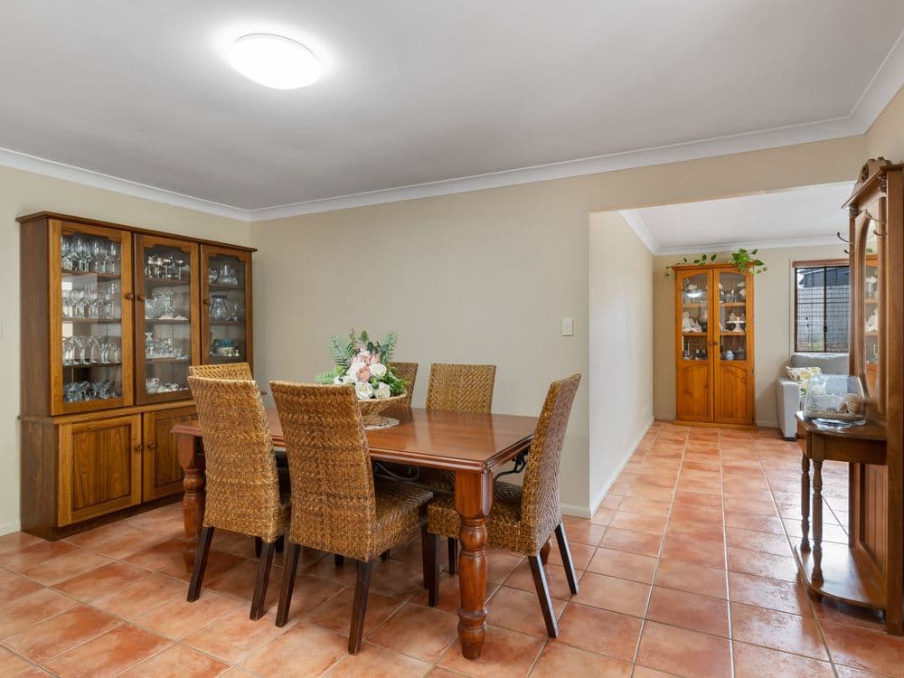 17 Roundelay Court, EATONS HILL, QLD 4037, Eatons Hill - Thumbnail 5