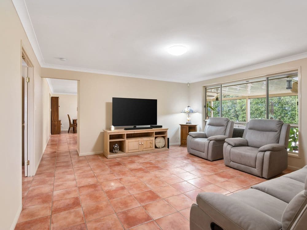17 Roundelay Court, EATONS HILL, QLD 4037, Eatons Hill - Thumbnail 8