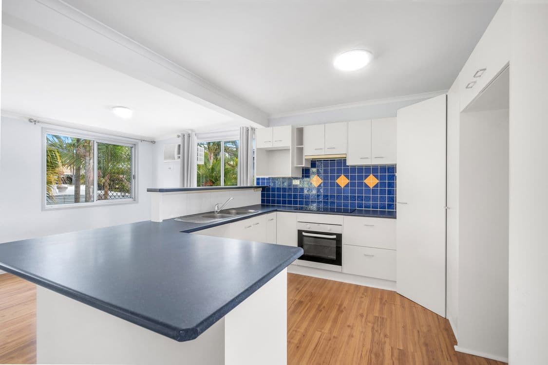 26 Idamea Street, CARINA HEIGHTS, QLD 4152, Carina Heights - Thumbnail 4