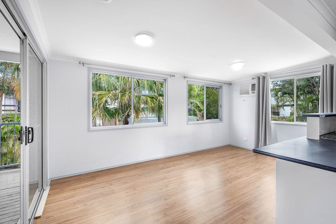 26 Idamea Street, CARINA HEIGHTS, QLD 4152, Carina Heights - Thumbnail 5