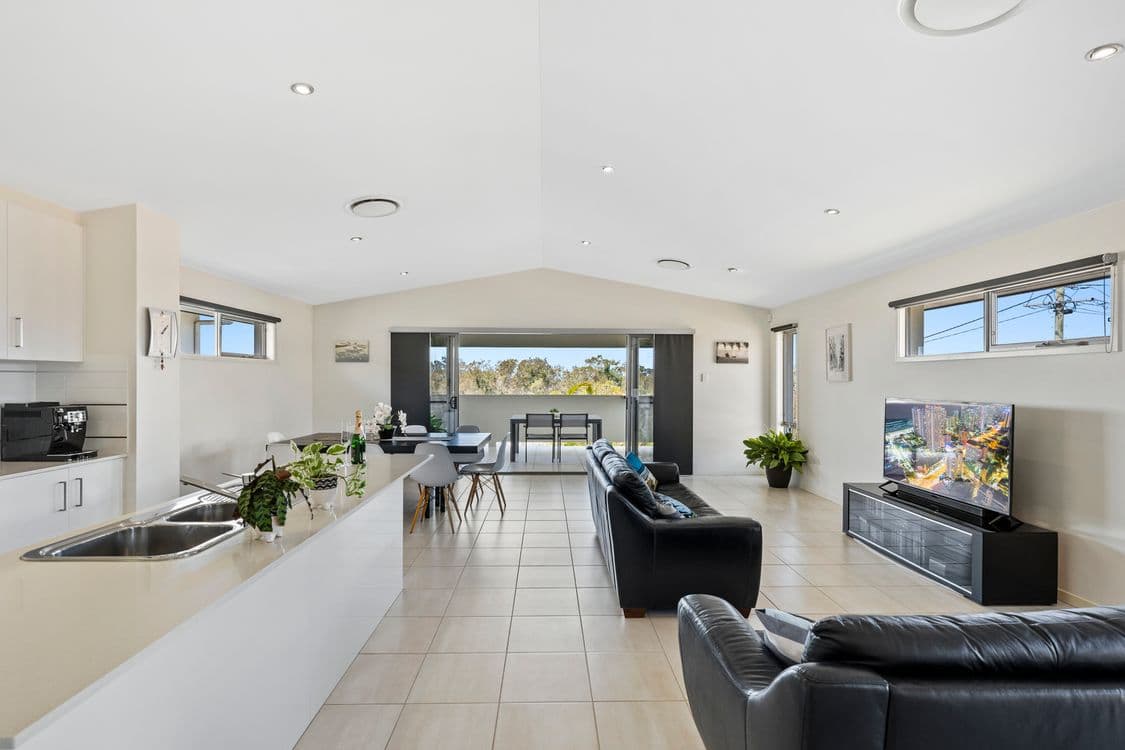 23 Wellesley Street, WELLINGTON POINT, QLD 4160, Wellington Point - Thumbnail 3