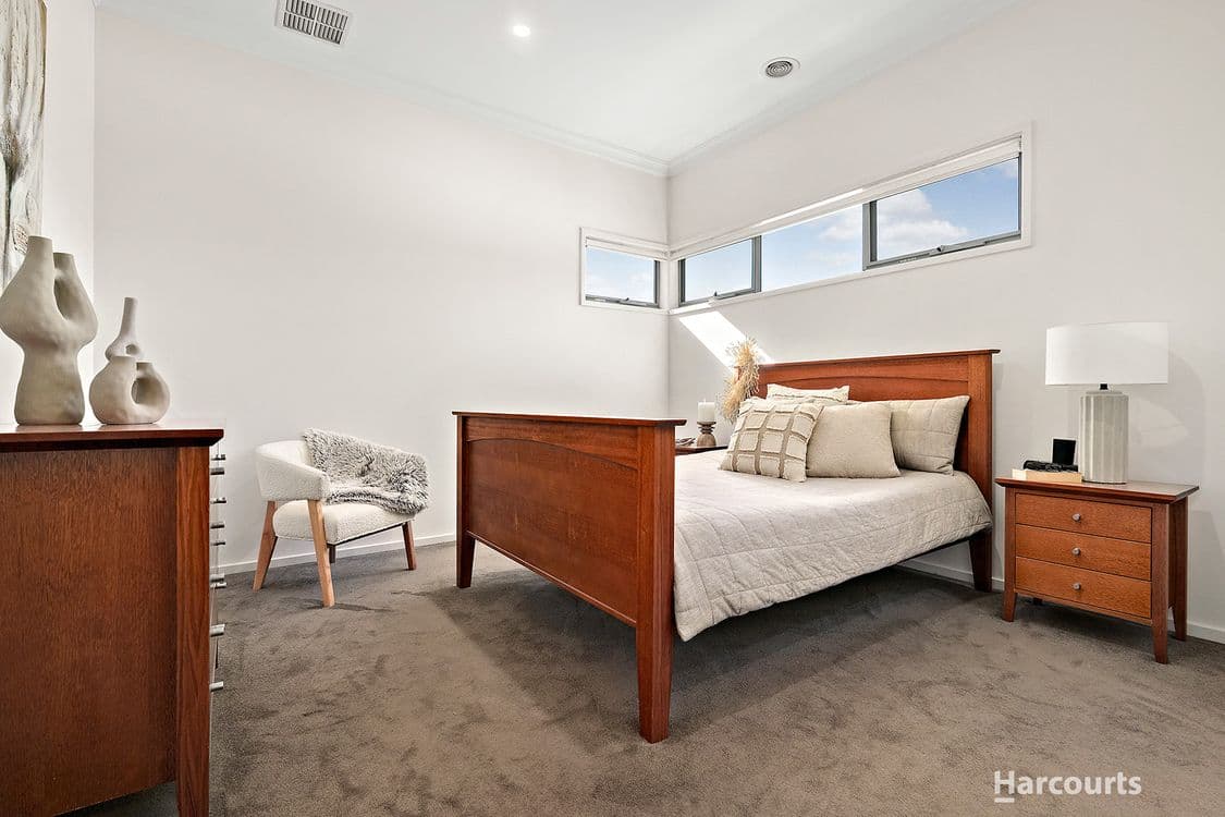 16 Devlaw Drive, DONCASTER EAST, VIC 3109, Doncaster East - Thumbnail 7
