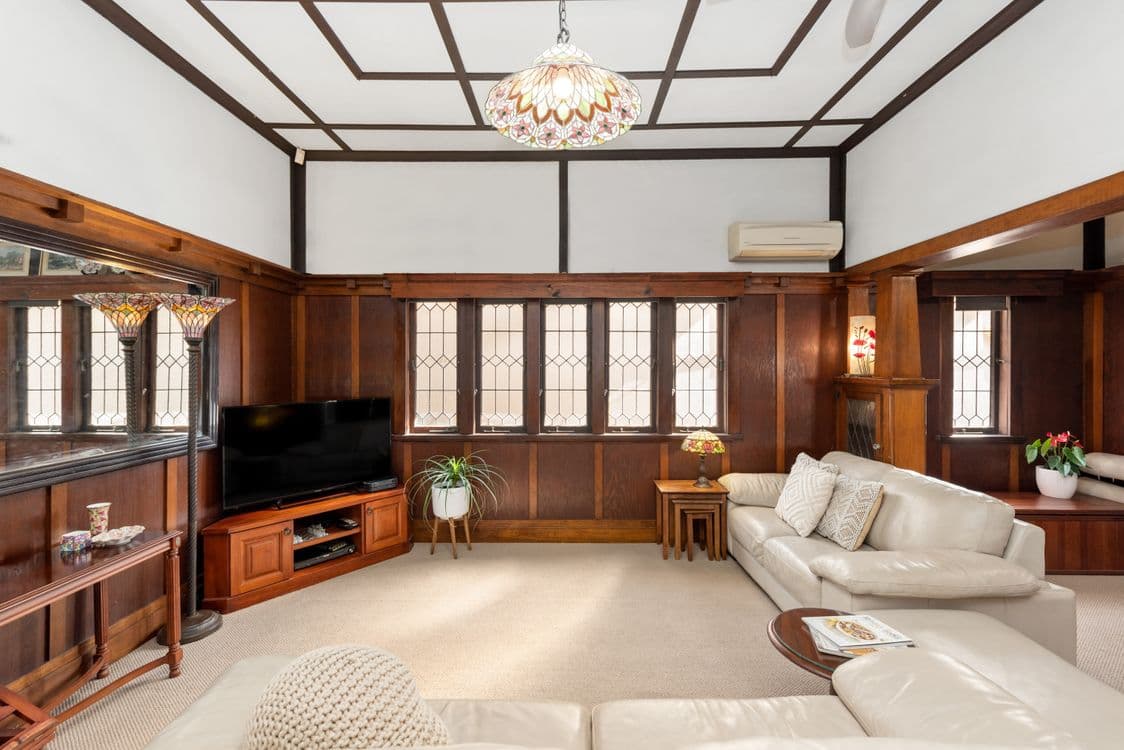 9 Holland Road, HOLLAND PARK, QLD 4121, Holland Park - Thumbnail 2