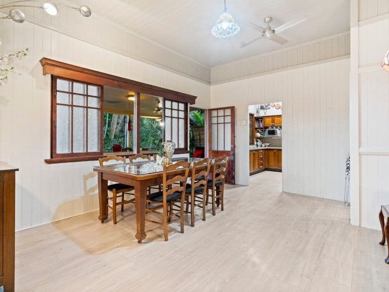9 Holland Road, HOLLAND PARK, QLD 4121, Holland Park - Thumbnail 4