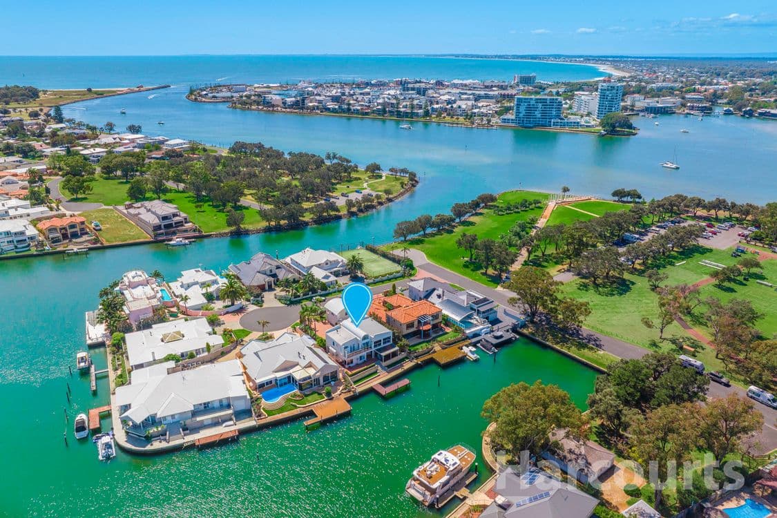 9 Siska Court, HALLS HEAD, WA 6210, Halls Head - Thumbnail 2