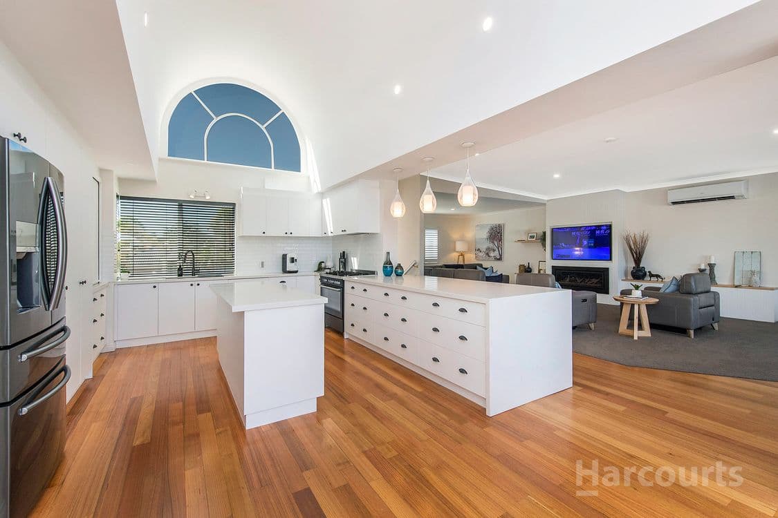 9 Siska Court, HALLS HEAD, WA 6210, Halls Head - Thumbnail 5
