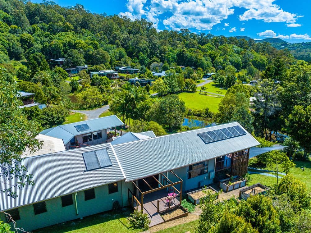 8 Five Springs Lane, Currumbin Valley, QLD 4223, Currumbin Valley - Thumbnail 2