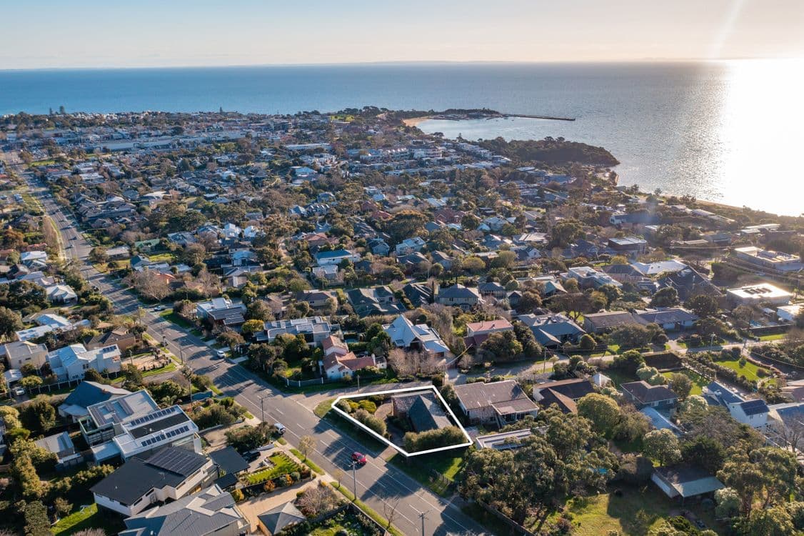 136 Barkly Street, MORNINGTON, VIC 3931, Mornington - Image 1