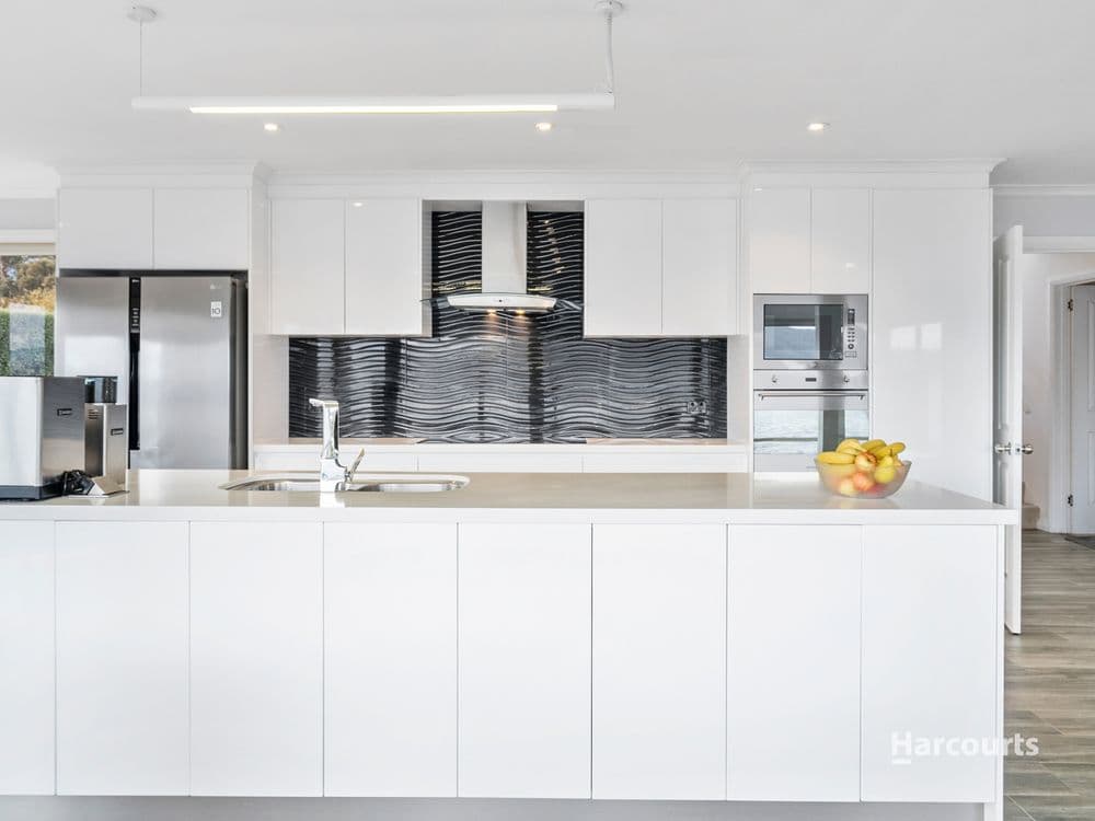 10 Vaughan Court, TRANMERE, TAS 7018, Tranmere - Thumbnail 6