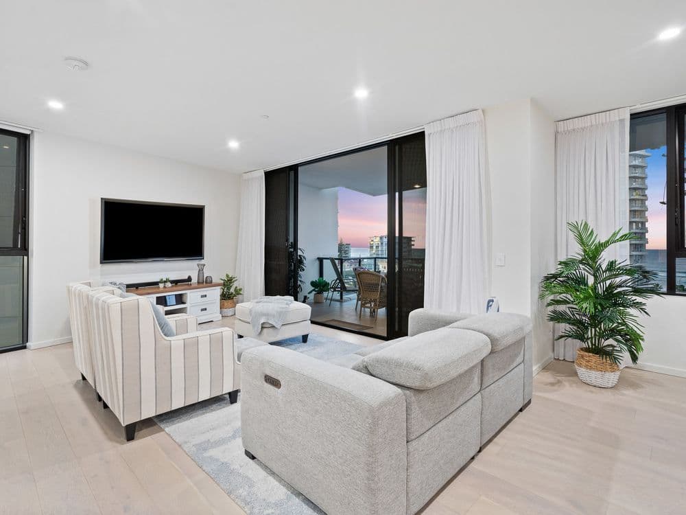 1704/1328 Gold Coast Highway, Palm Beach, QLD 4221, Palm Beach - Thumbnail 6
