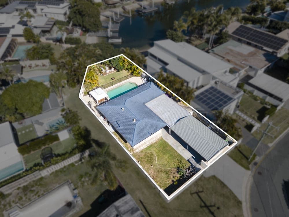 10 Moana Park Avenue, BROADBEACH WATERS, QLD 4218, Broadbeach Waters - Image 1