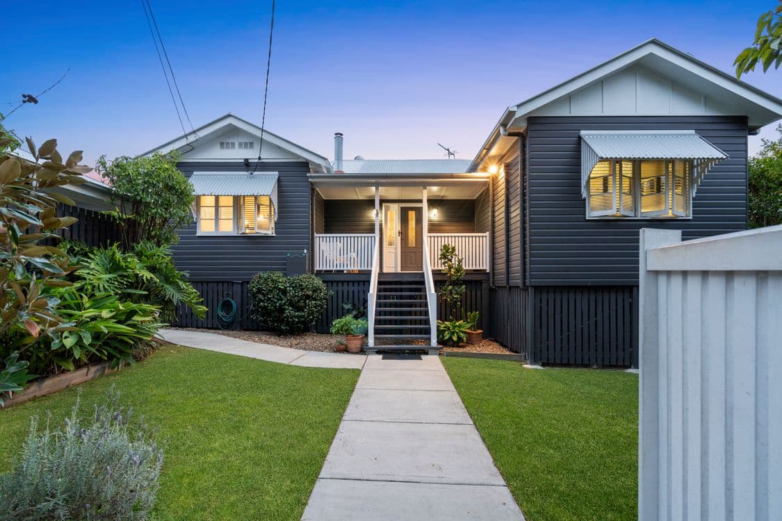 7 Roseneath Parade, WYNNUM WEST, QLD 4178, Wynnum West - Image 1