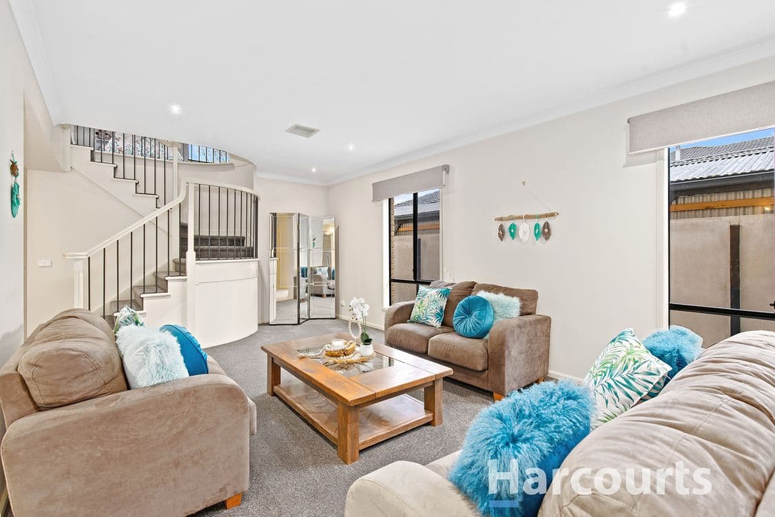 24 Regency Drive, KILSYTH SOUTH, VIC 3137, Kilsyth South - Thumbnail 2