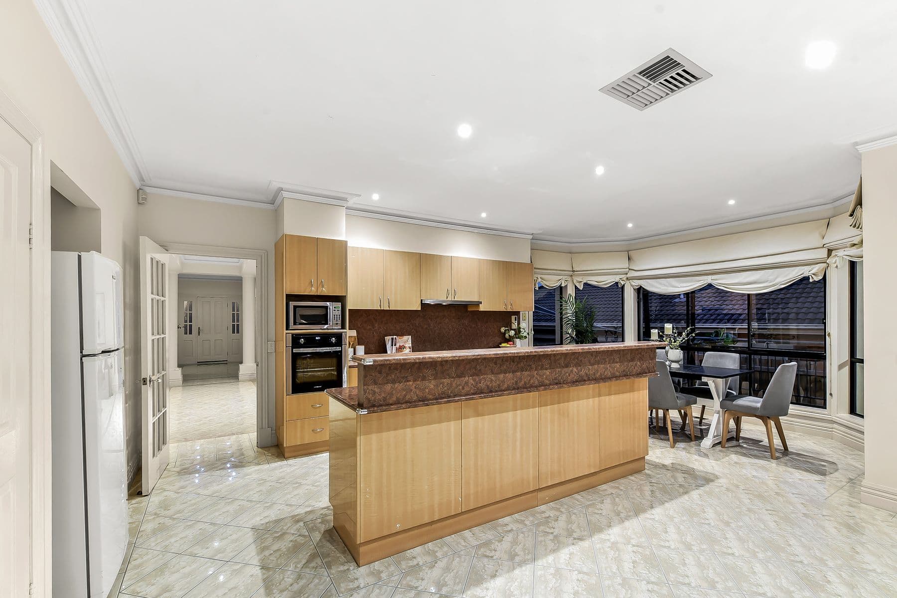 24 Renee Avenue, Endeavour Hills, VIC 3802, Endeavour Hills - Thumbnail 7
