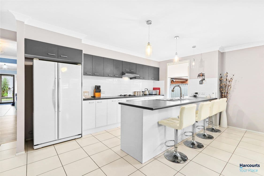 72 Capuchin Way, PLUMPTON, NSW 2761, Plumpton - Thumbnail 2