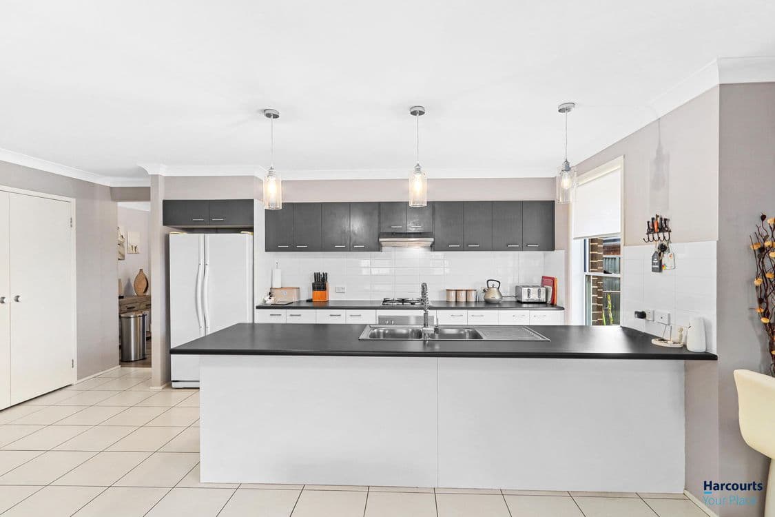 72 Capuchin Way, PLUMPTON, NSW 2761, Plumpton - Thumbnail 3
